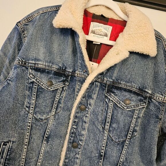 AE Denim Sherpa Jacket - Picture 7 of 11